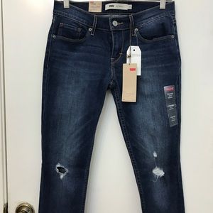 Levi's skinny jeans with rips